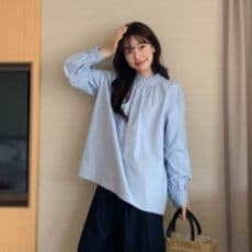 フリルブラウス 優美な首元フリル立ち襟ブラウス