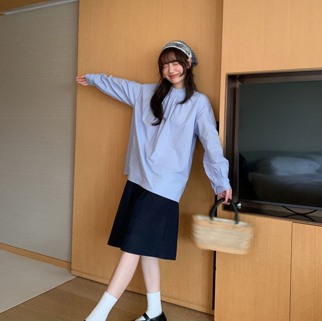 フリルブラウス 優美な首元フリル立ち襟ブラウス