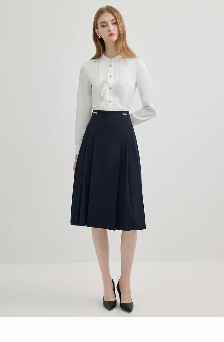 フリルブラウス 胸元フリル付き優雅なブラウス