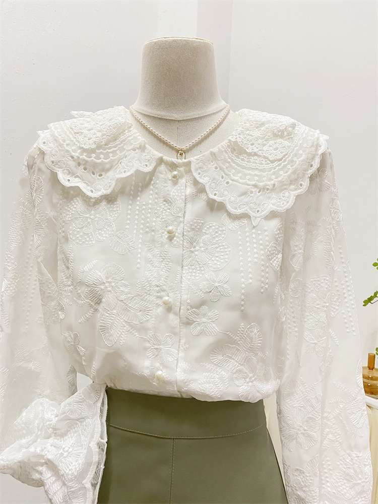 フリルブラウス レース襟付き レトロ調刺繍ブラウス