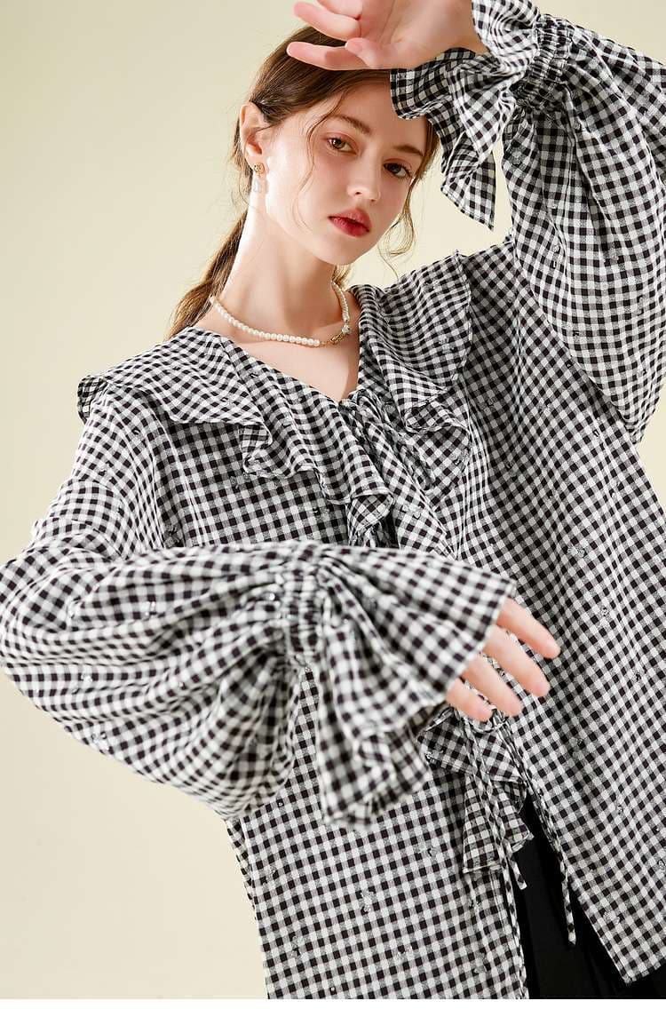 ギンガムチェックフリルブラウス