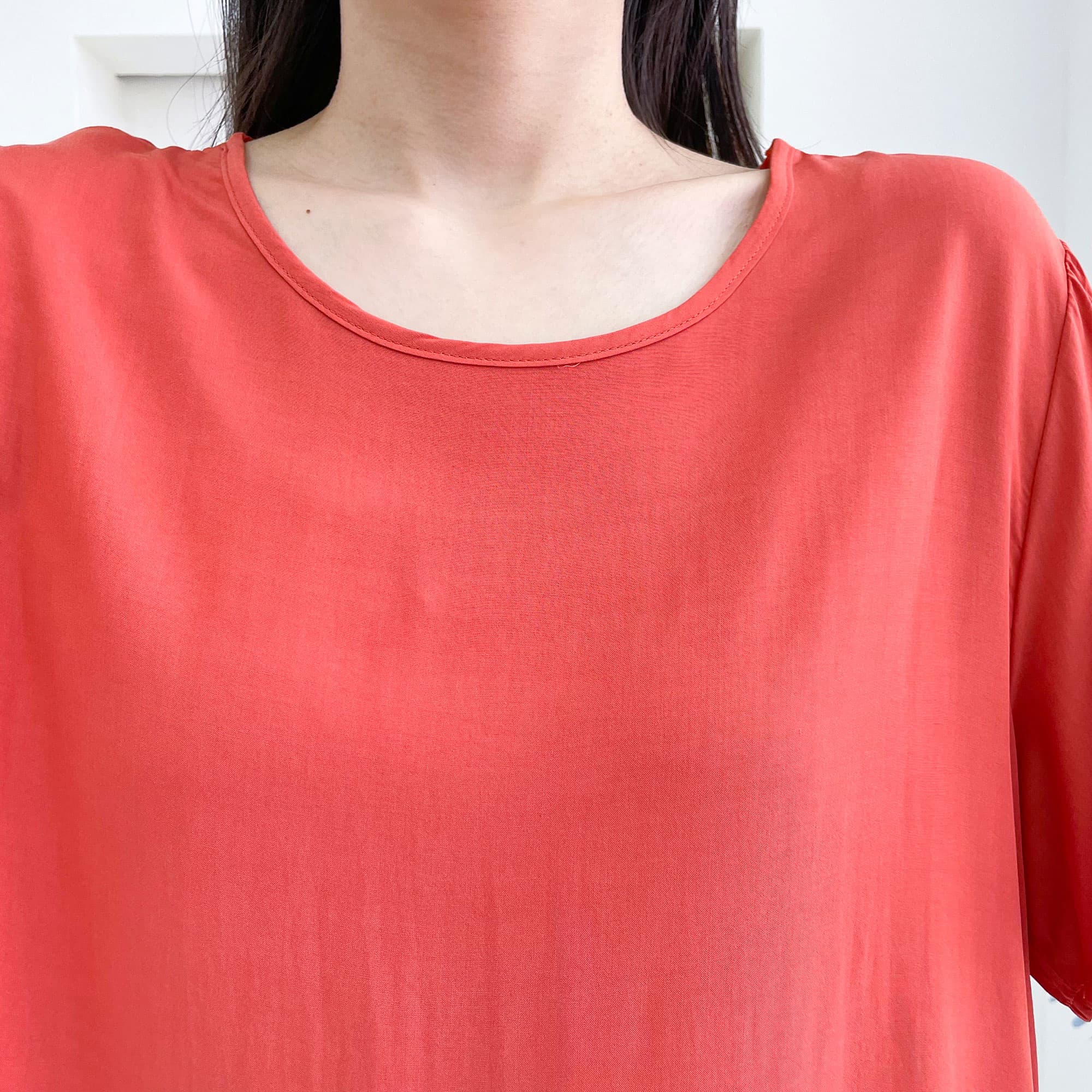 フリルブラウス ふんわり裾フリルブラウス