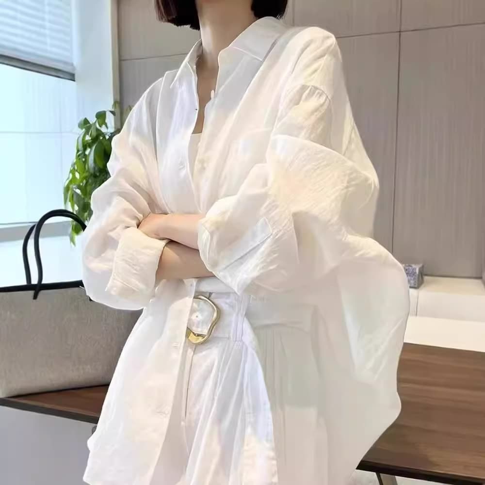 フリルブラウス 優雅なフロントフリルシャツ