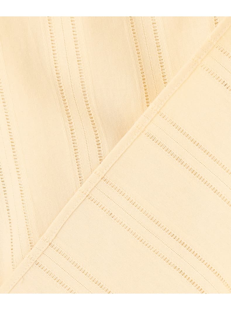 フリルブラウス 胸元フリル優美ブラウス