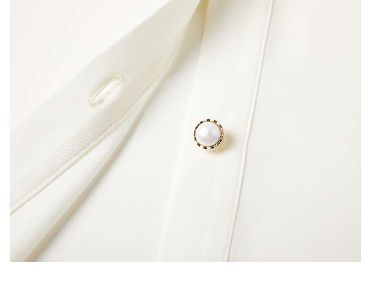 フリルブラウス リボンタイ付きフリル襟ブラウス