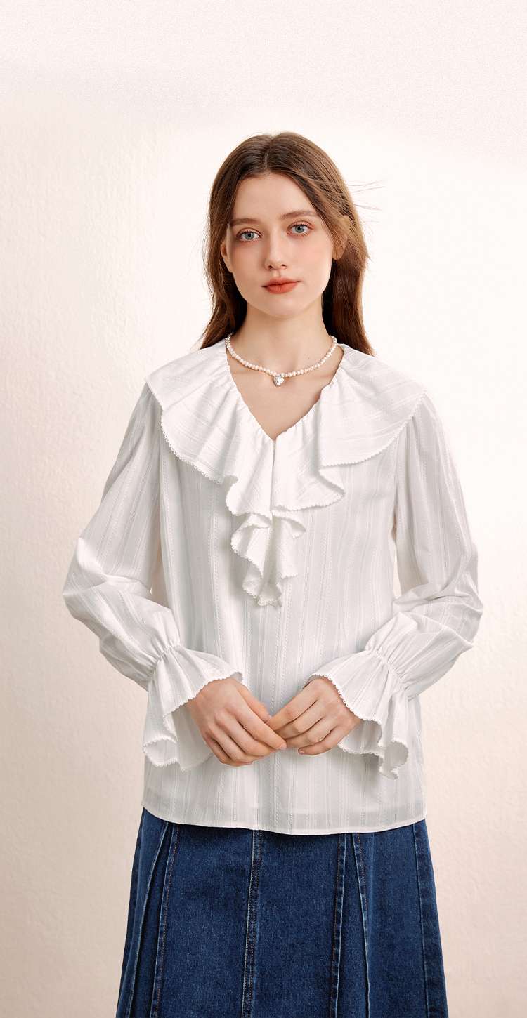 フリルブラウス ふんわりフリル襟 レトロ調ブラウス