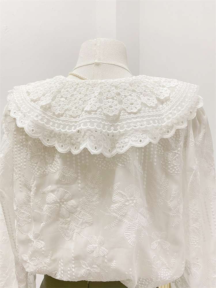 フリルブラウス レース襟付き レトロ調刺繍ブラウス