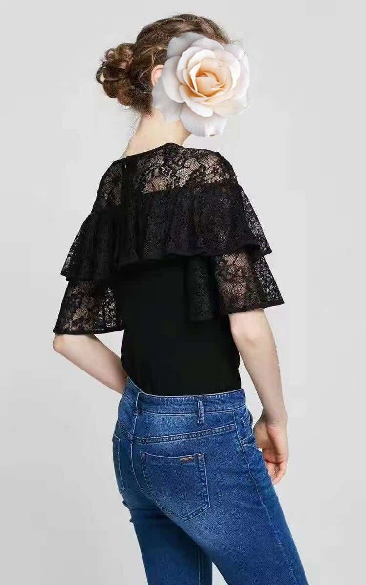 フリルブラウス 透かし編み二段フリル袖ブラウス