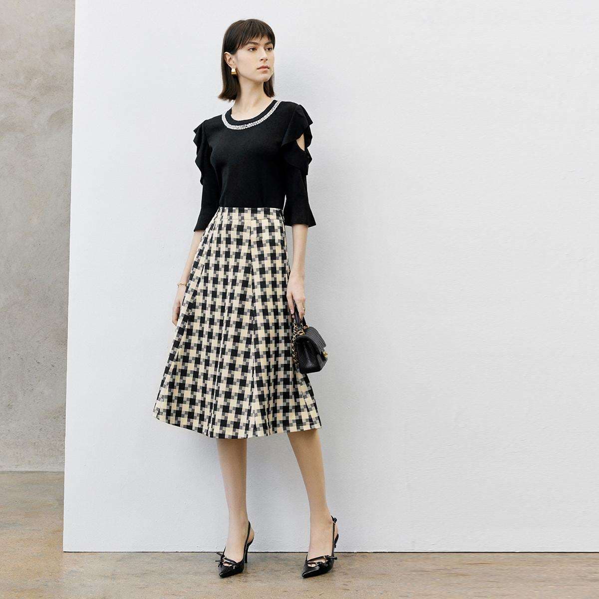 フリルブラウス デザイン袖フリル装飾ブラウス