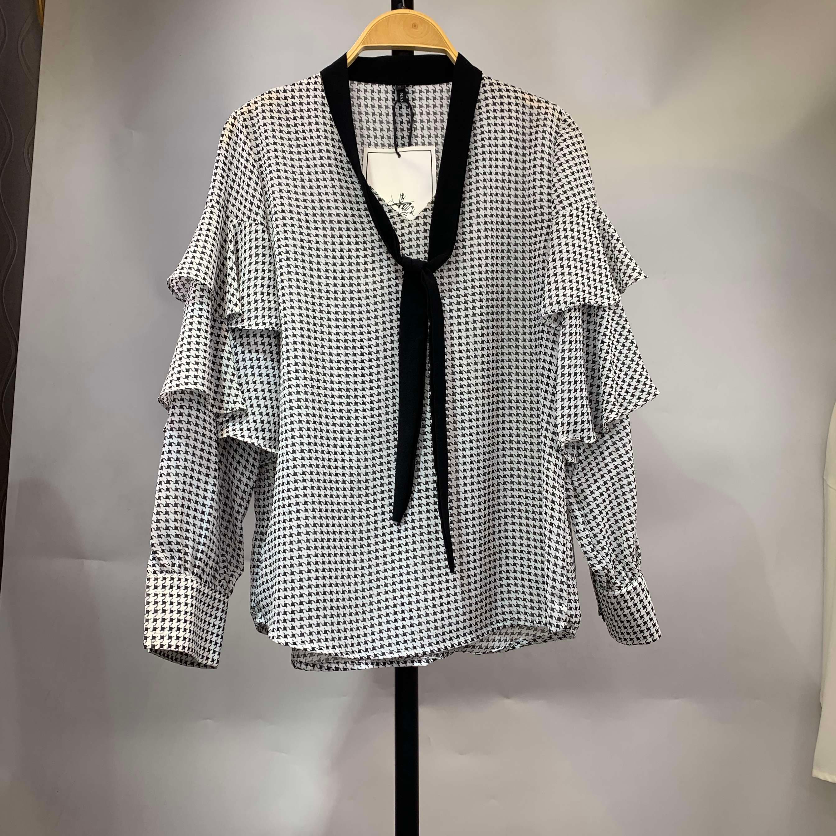 フリルブラウス 千鳥格子柄フリル二段重ねブラウス