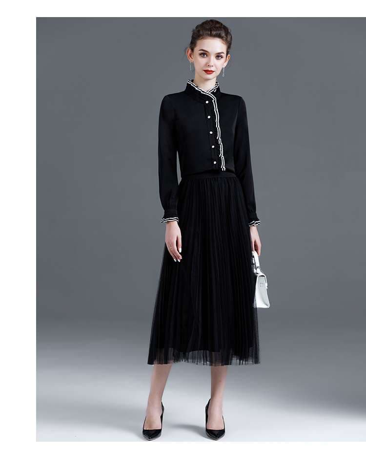 スタンドカラーフリルブラウス