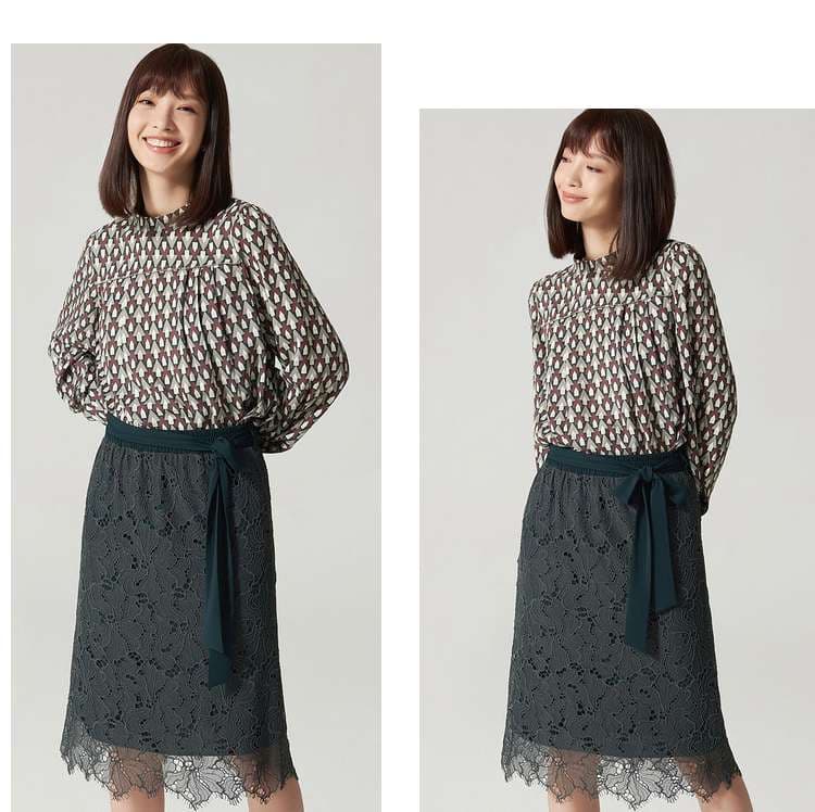 フリルブラウス 幾何学模様フリル袖ブラウス