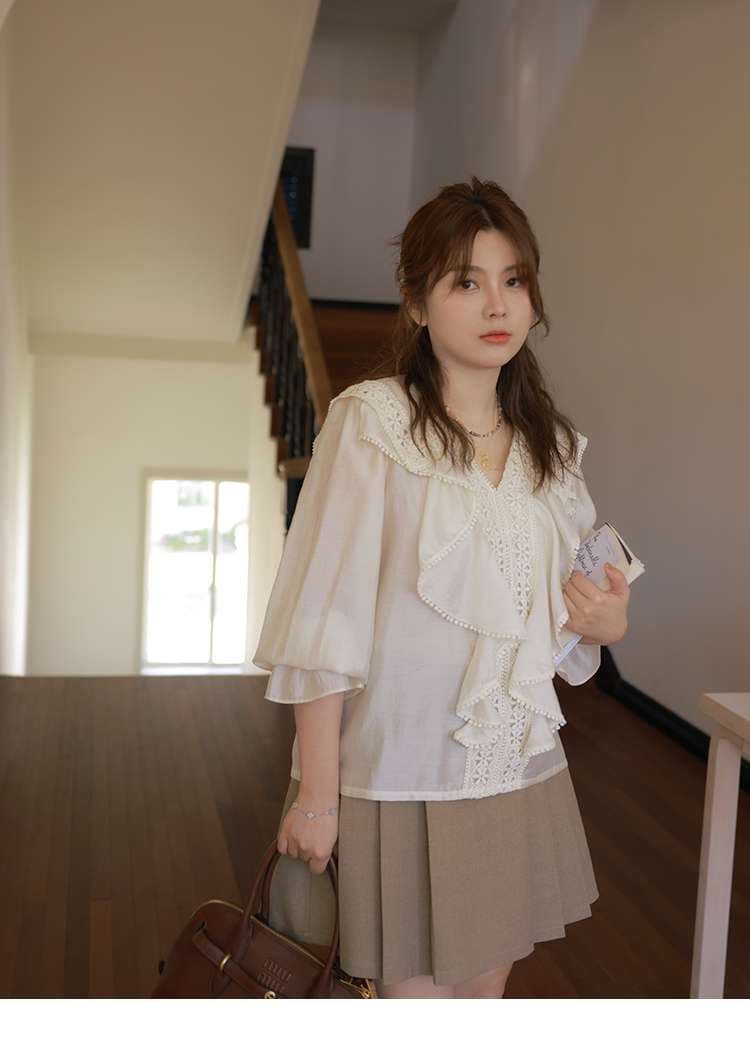 レース襟フリルブラウス