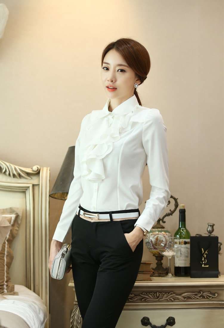 エレガントフリルブラウス