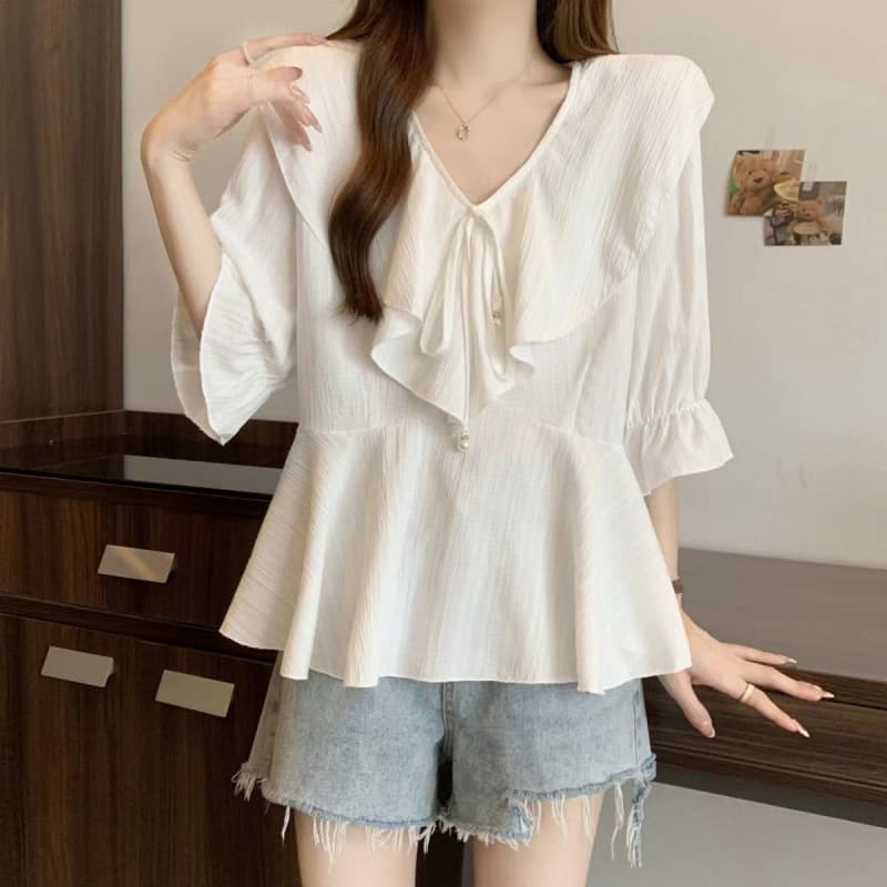 フリルブラウス 優美な襟フリルブラウス
